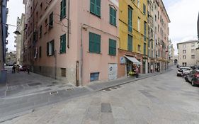 Joivy Warm Family Flat For 9, Near Porto Antico