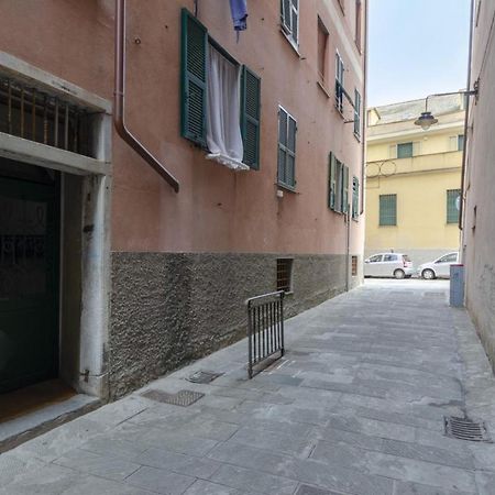 Apartamento Joivy Warm Family Flat For 9, Near Porto Antico Génova Exterior foto