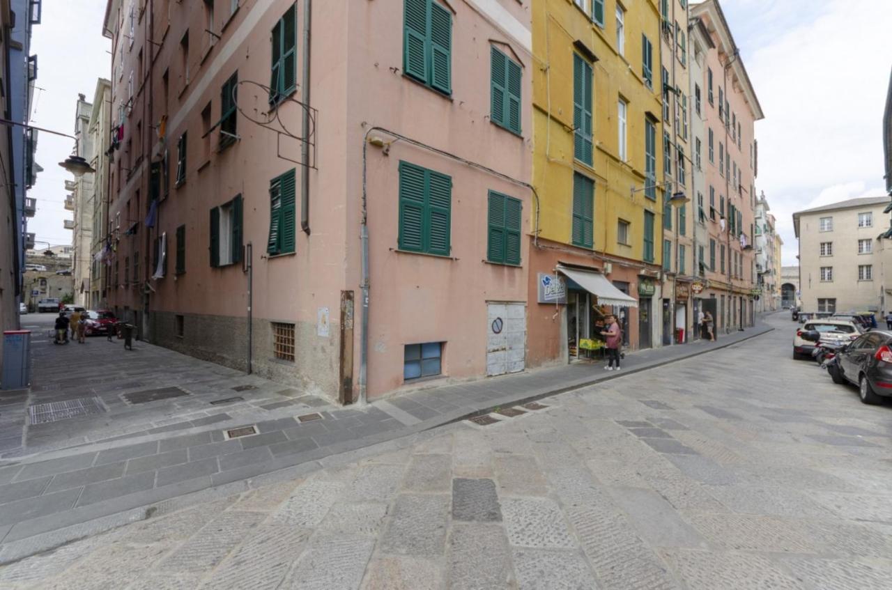 Apartamento Joivy Warm Family Flat For 9, Near Porto Antico Génova Exterior foto